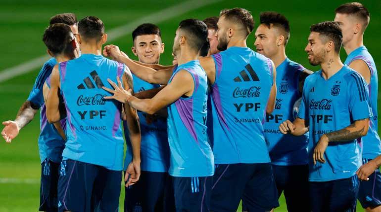 Argentina se entrenó sin Di María ni "Papu" Gómez de cara al duelo con Países Bajos