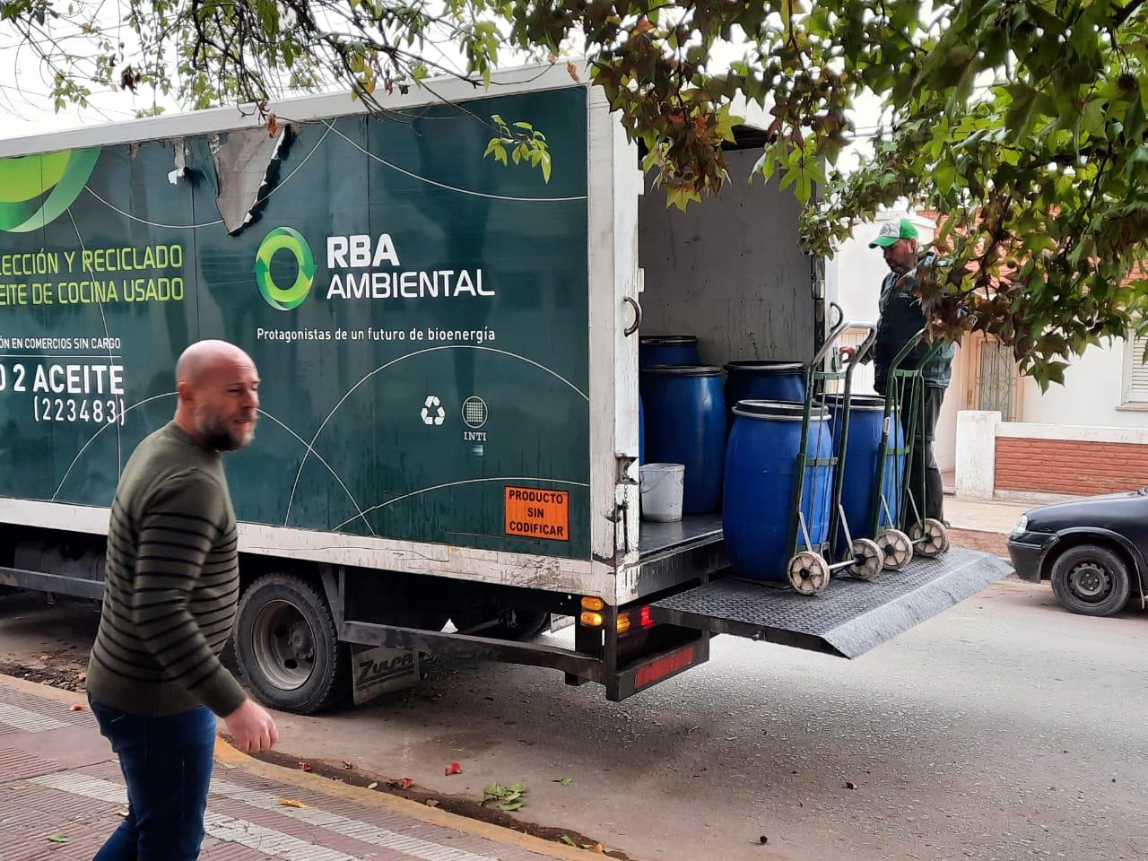 Medio Ambiente: nueva entrega de aceite usado