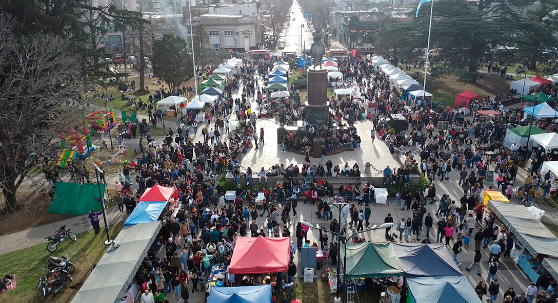 El festejo del aniversario de Chacabuco dejó una cedebración multitudinaria y feliz