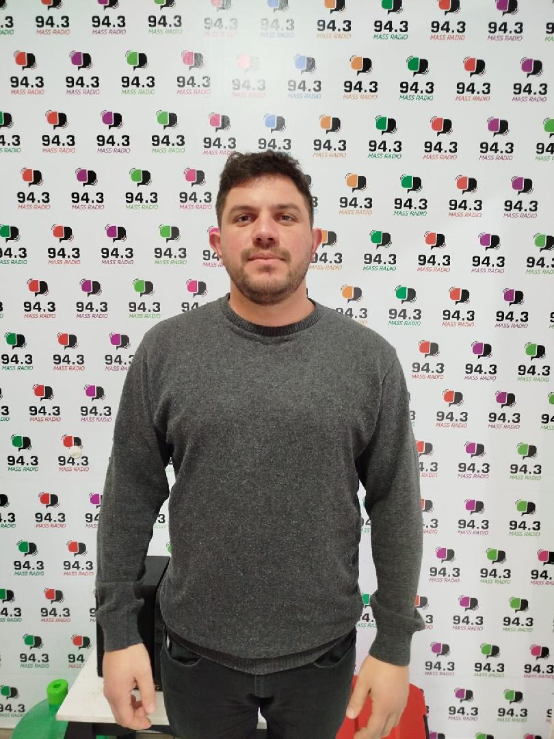 No habrá alianza entre la UCR y La Libertad Avanza