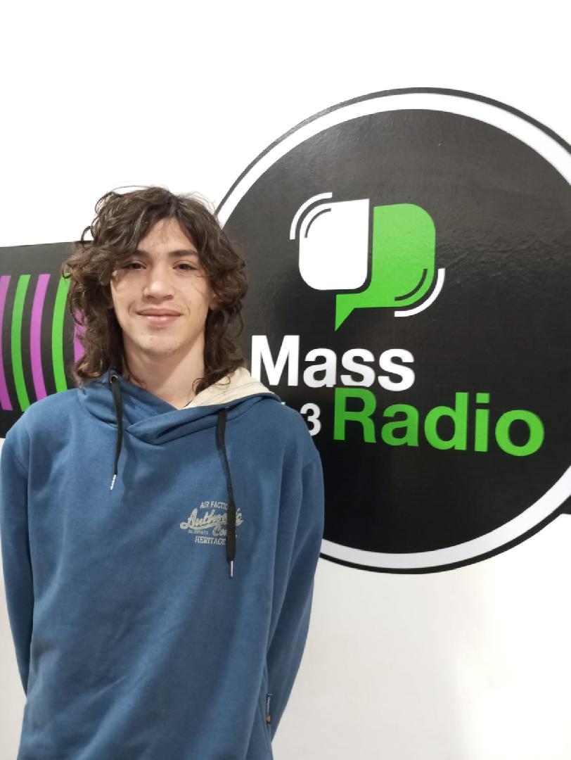 JERO CHARI - La historia de una joven promesa con talento y humildad