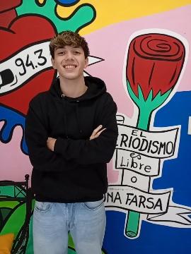 MARTIN NUÑEZ SLAVEN - 'La Primera Vez': adolescencia, dictaduras y cambios sociales en la serie colombiana que recomendó 'Barrilete Cósmico'