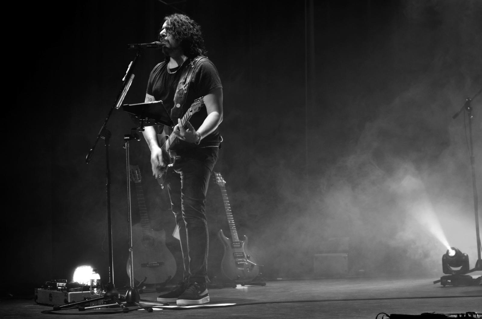 TOM FERNANDEZ - 'Remolinos' llega a Chacabuco con 'Soda Universo Cerati': un homenaje de dos horas a la música de Soda Stereo y Gustavo Cerati