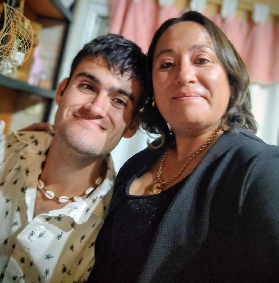 IGNACIO Y ELENA - Don Ignacio abre sus puertas en Berdier con una gran jornada de folklore, artesanos y sabores regionales