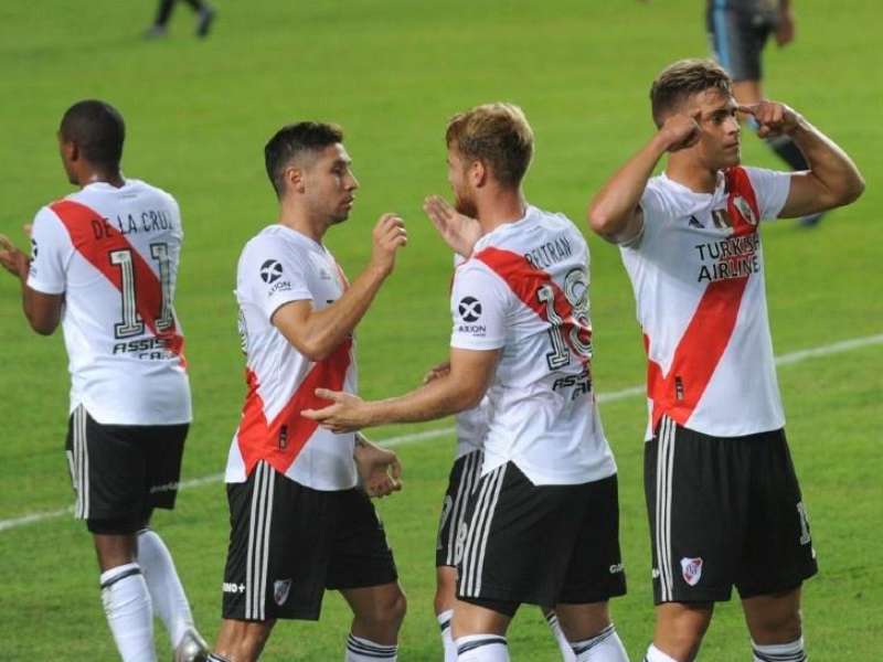 River ganÃ³ y se enfrentarÃ¡ a Boca en octavos de final