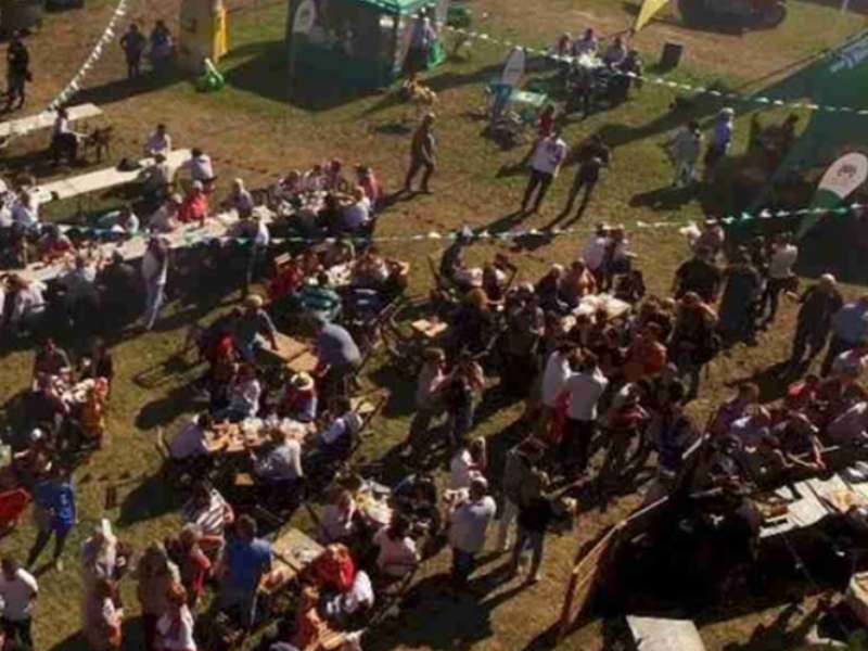 Clausuran una feria ganadera con 1.500 personas en la localidad de Carmen de Areco