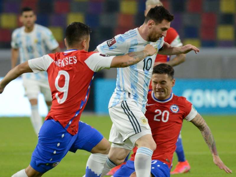 Argentina fue mÃ¡s pero no pudo con Chile (VIDEO)