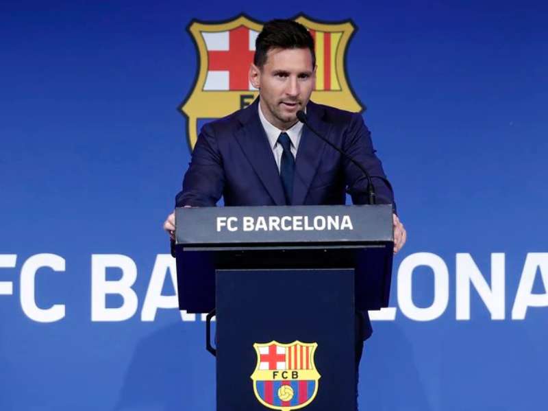 Lionel Messi llegÃ³ a un acuerdo con el PSG por dos aÃ±os