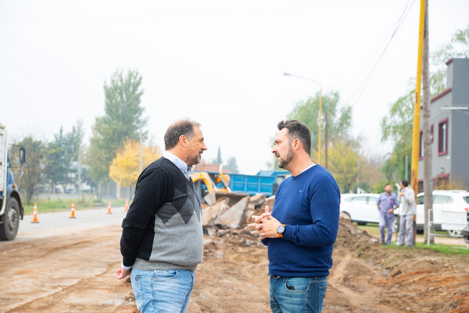 ComenzÃ³ la obra de de repavimentaciÃ³n del acceso Elguea-RomÃ¡n