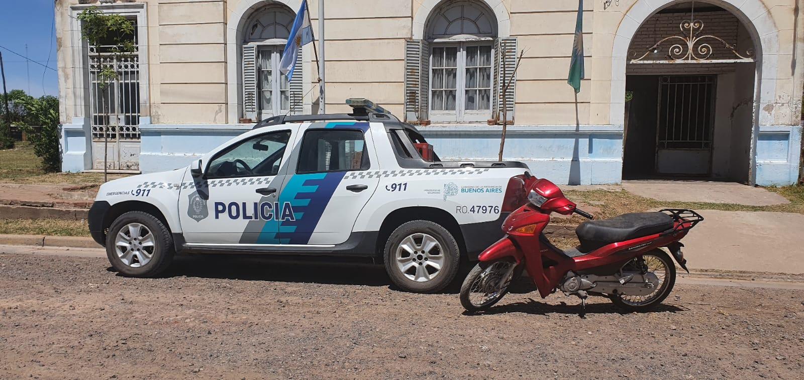 La policÃ­a de Rawson recupero moto robada en la localidad